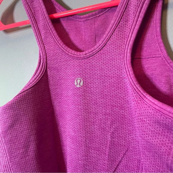 Lululemon seamless ribbed tank top women size 6 magenta - Picture 9 of 10